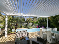 Elegantní bioklimatická pergola dobývá moravu i slezsko