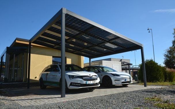 Fotovoltaická technologie solárních zahradních staveb