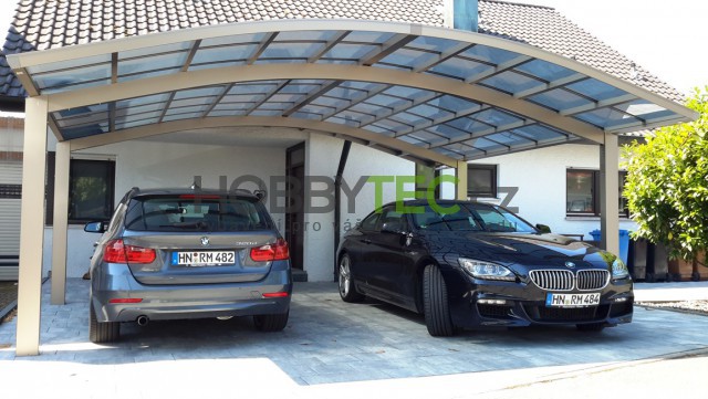 5 výhod přístřešku pro auto