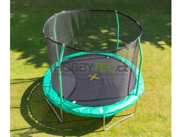 Co byste měli vědět, než koupíte zahradní trampolínu