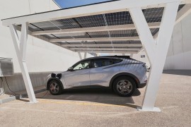 Hliníkový solární přístřešek e-ORBITA CAR