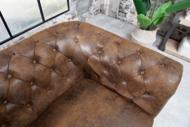 d62bc374d7c950-17382-3.jpg
