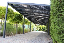 Hliníkový solární přístřešek NEAPOL pro tři vozy