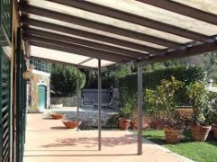 TERRADO hliníková pergola s rolovacím stíněním