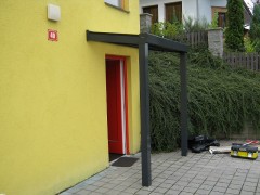 Vchodová stříška MONARK se sloupy
