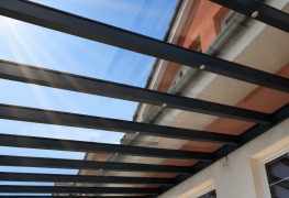 Hliníková pergola POLLUX se sklem