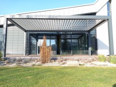 Bioklimatická pergola SEESKY samostatně stojící