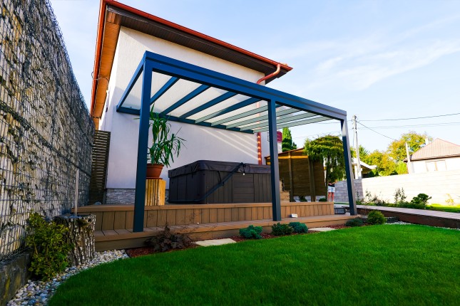 Hliníková pergola POLLUX se sklem