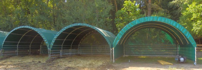 Přístřešek pro skot, rozměr 6 x 6 m