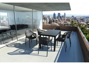 Zahradní stůl 140 cm